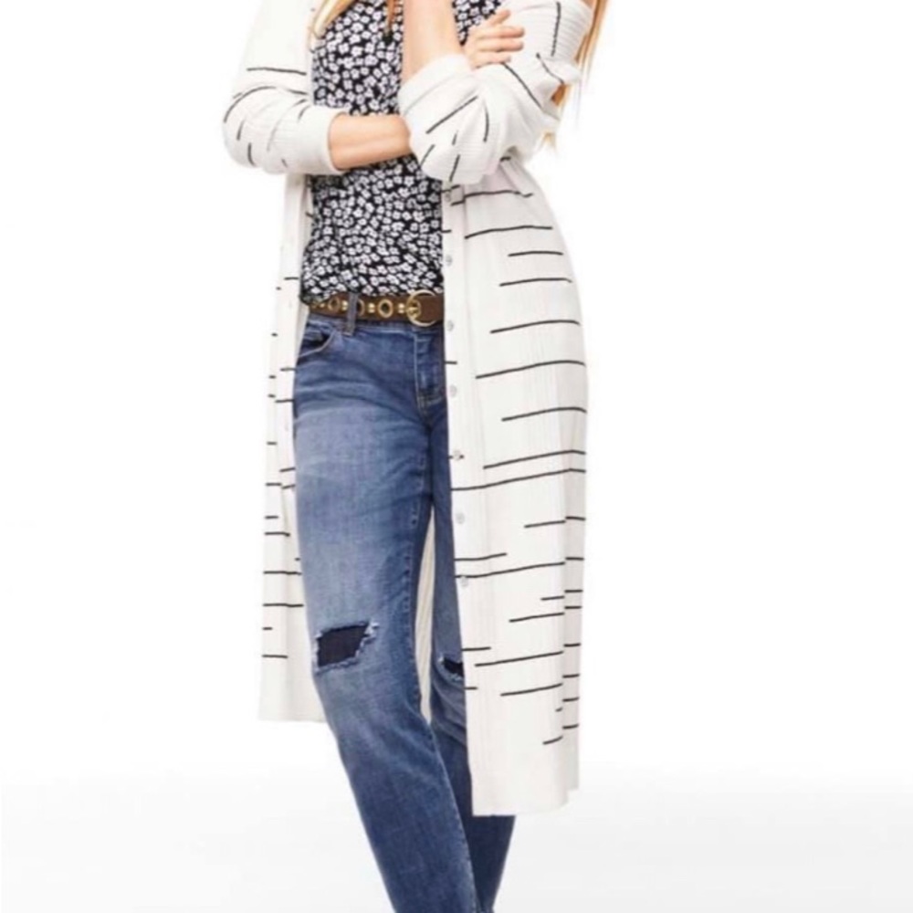 🛍️CAbi White and Black Striped Cardigan